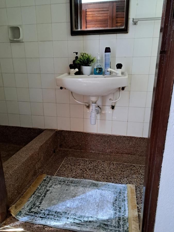 Halisi Stays 1Bed Near Sgr/Airport Момбаса Екстериор снимка
